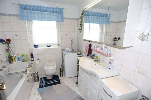 Dusch- und Wannenbad - 