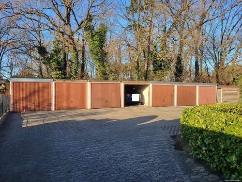 Garage - 4 Zimmer Etagenwohnung zum Kaufen in Gifhorn