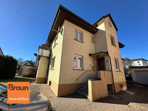 2-Familienwohnhaus, VS-Schwenningen - 9 Zimmer Mehrfamilienhaus, Wohnhaus in Villingen-Schwenningen