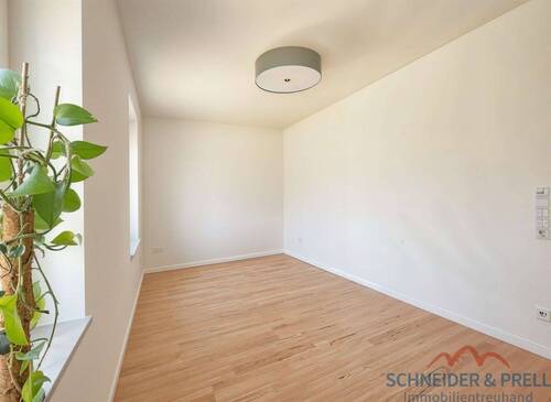 Vorschau- Zimmer klein leer - 