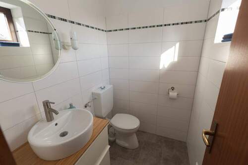 WC - 