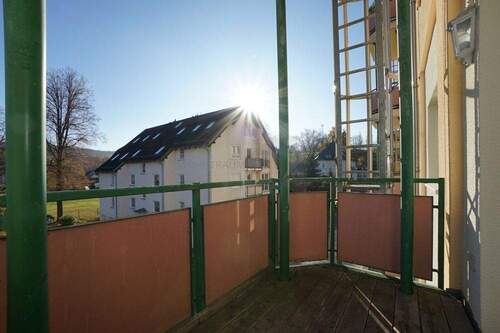 Balkon - 4 Zimmer Etagenwohnung in Burkhardtsdorf