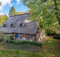 Denkmalgeschütztes Bauernhaus unter Reet in Eutin-Fissau - Eutin / Fissau