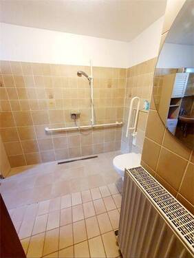 Bad mit TGL, barrierefrei - 