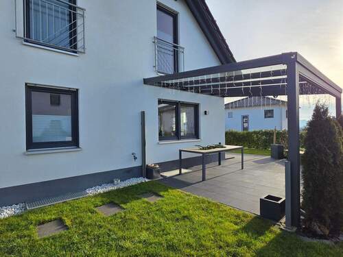 Überdachte Terrasse - 