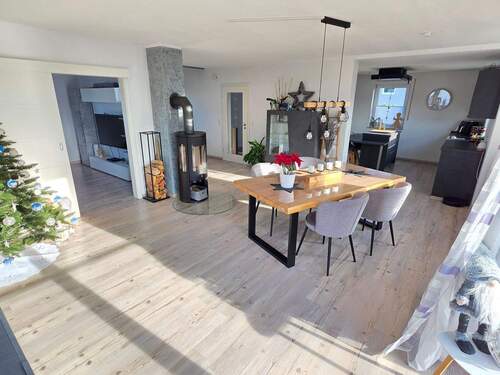 Chamenter Essbereich - Einfamilienhaus mit 140,00 m&sup2; in Lautertal zum Kaufen