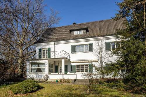 Ö - 9 Zimmer Einfamilienhaus zum Kaufen in Memmingen