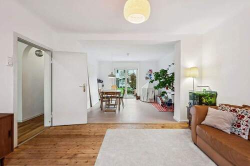 Wohnzimmer - Provisionsfrei: Behagliches Reihenmittelhaus in Aachen - Top-Anbindung