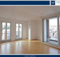 Helle City-Wohnung in der Stadtmitte mit Tiefgaragenstellplatz und Fahrstuhl - Kronberg im Taunus