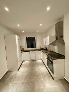 Küche.JPG - 3 Zimmer Etagenwohnung in Nürnberg