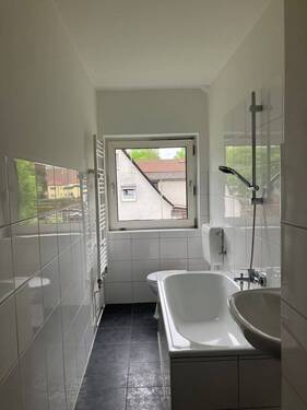 Badezimmer - Etagenwohnung mit 55,90 m&sup2; in Salzgitter zur Miete