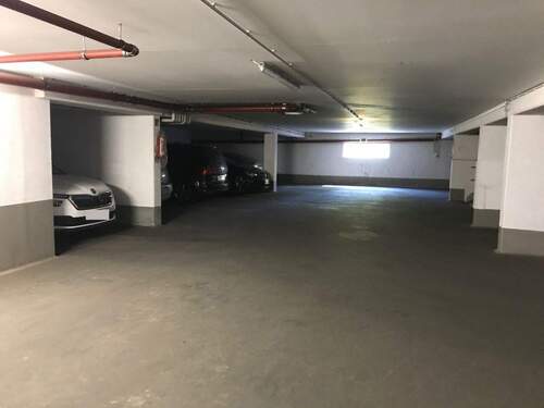 Tiefgarage - 