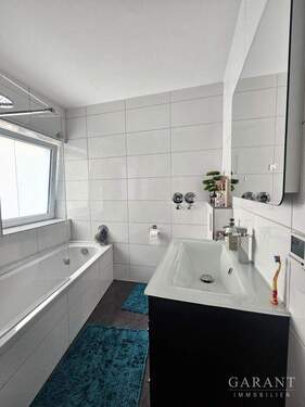 Bad - Etagenwohnung mit 66,00 m&sup2; in Weinsberg zum Kaufen