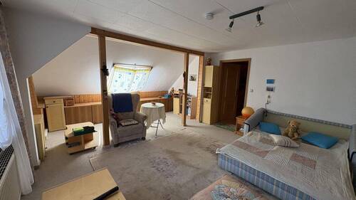 DG - Schlafzimmer andere Perspektive - 