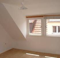 +Zentrumsnahe Single-Wohnung im Dachgeschoss+ - Kaiserslautern Innenstadt