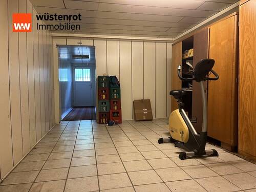 Raum Keller Zugang Garten - 