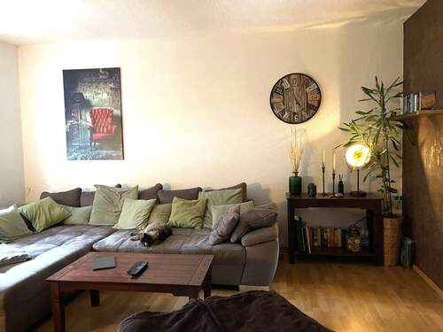 Wohnzimmer Teilansicht - 3 Zimmer Etagenwohnung zur Miete in Duisburg