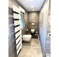 Exklusives Einfamilienhaus mit gehobener und hochwertiger Ausstattung, nahezu Neubau-Charakter! - Winnenden