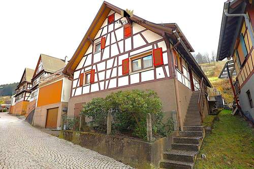 Macht hübsch was her... - Eine unpolierte Perle: Ein Anwesen mit Tradition und Charakter...