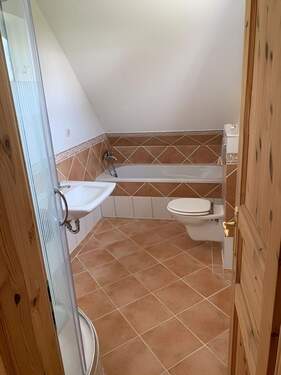 Badezimmer DG-Wohnung - 