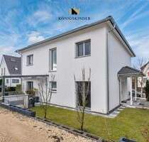 Großzügiges Einfamilienhaus mit Kamin, Garten & direktem Garagenzugang - KfW 40 in Bad Boll