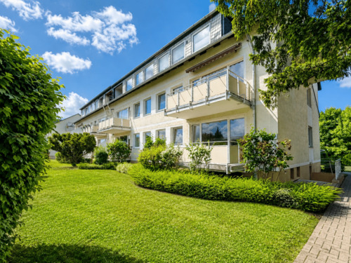 Außenansicht - Freie 3-Zimmer-Erdgeschosswohnung mit Südbalkon und Sanierungspotenzial in Wolfenbüttel