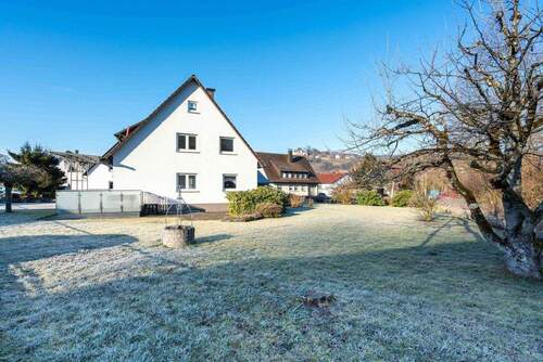 Außenansicht Haus - 7 Zimmer Mehrfamilienhaus, Wohnhaus in Lorch-Waldhausen