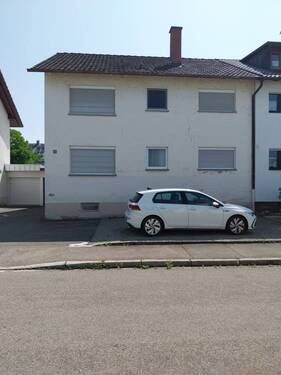 Straßenansicht - Doppelhaushälfte mit 135,00 m&sup2; in Singen zum Kaufen