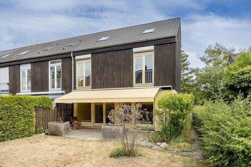 Rückansicht - Familienfreundliches Reihenendhaus in ruhiger und grüner Lage!