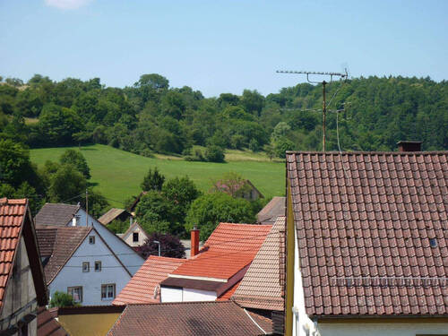 Weitsicht Südseite - 7 Zimmer Mehrfamilienhaus, Wohnhaus in Sachsenheim