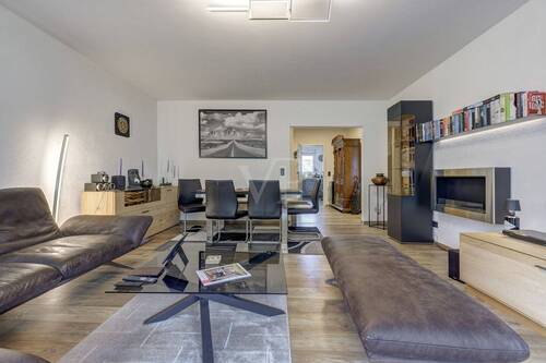 Wohnzimmer - 3 Zimmer Etagenwohnung zum Kaufen in Hattersheim