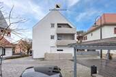 Aussen_4 - Neuwertige DG-Wohnung im 3-FH - 349.000,00&nbsp;EUR Kaufpreis, ca.&nbsp; 102,00&nbsp;m&sup2;&nbsp;Wohnfl&auml;che