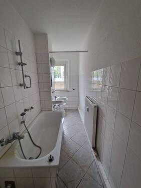 Badezimmer - Etagenwohnung mit 59,60 m&sup2; in Gera zur Miete