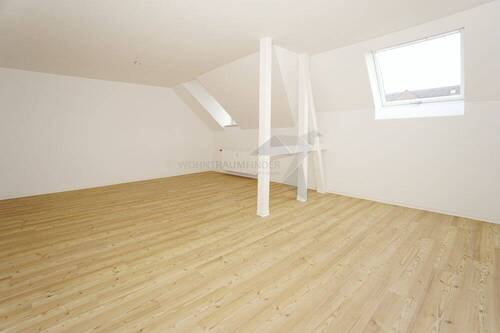 Wohnbereich III - 3 Zimmer Etagenwohnung zur Miete in Chemnitz / Kaßberg
