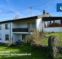 Viel Platz für Ihre Familie - Freistehendes Einfamilienhaus mit Einliegerwohnung in ruhiger Lage von Maring-Noviand