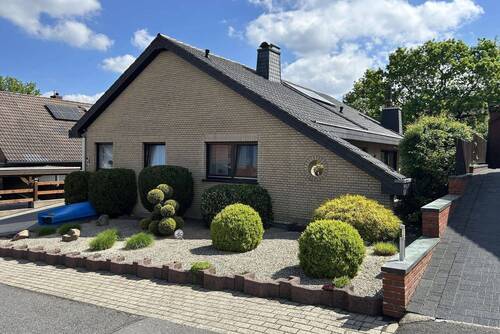 Außenansicht - 4 Zimmer Bungalow zum Kaufen in Ibbenbüren