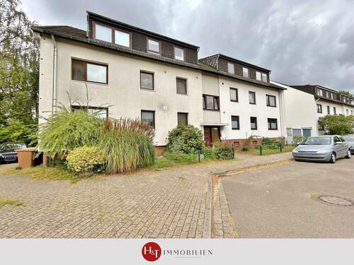 4-Zimmer-Wohnung mieten in Stuhr- Brinkum – H&T Immobilien - 4-Zimmer-Wohnung mit Balkon sucht kleine Familie in Brinkum!