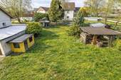 Garten im Sommer - 