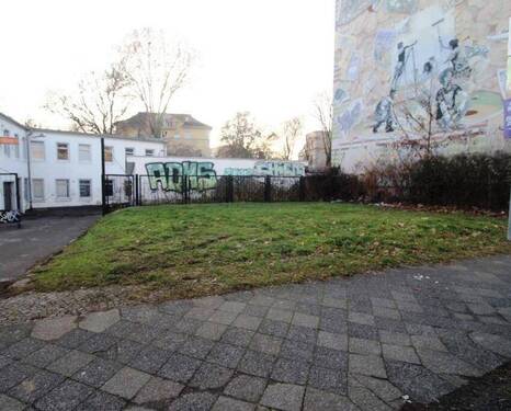 Straßenansicht.JPG - Grundstück in Leipzig