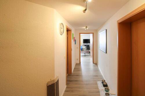 07. Flur Souterrain - 