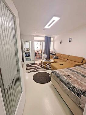 Wohnen-Schlafen - TOP-verkehrsgünstig: 1-Zimmer-Wohnung am Plärrer