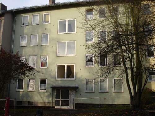 Parkstraße 27, 34119 Kassel - Mehrfamilienhaus mit vier Etagen und heller Fassade - Attraktive 3 ZKB im Vorderen Westen - Kassels begehrter Stadtteil