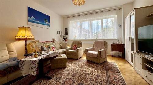 Wohnzimmer - 2 Zimmer Etagenwohnung zum Kaufen in Berlin