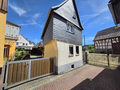 Straßenansicht - 
