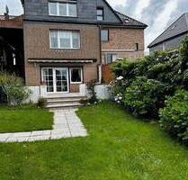 Ihr grünes Zuhause: Charmante Maisonettewohnung mit eigenem Eingang und großem Gartenparadies - Bochum Bergen