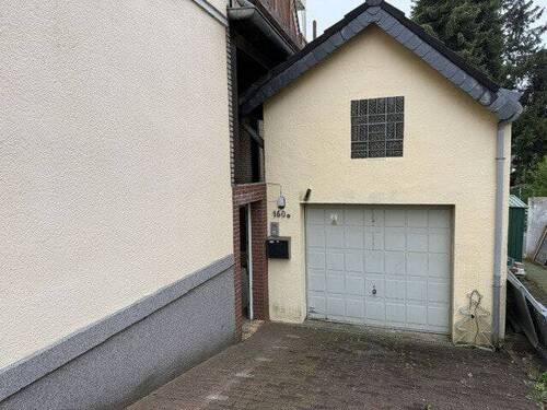 Garage - 2 Zimmer Etagenwohnung in Bochum