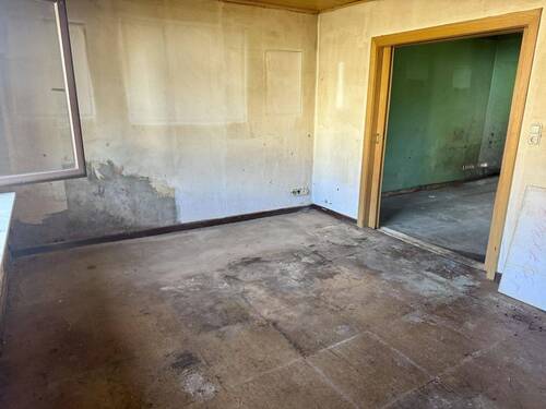 Wohnzimmer EG - Einfamilienhaus mit 140,00 m² in Roth zum Kaufen