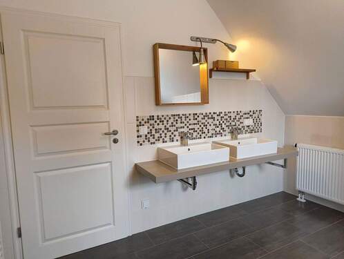 Bad mit 2 Waschtischen - 