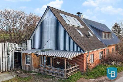 Hausansicht - Die perfekte Familienoase in Lebrade: Ihr neues Zuhause erwartet Sie!