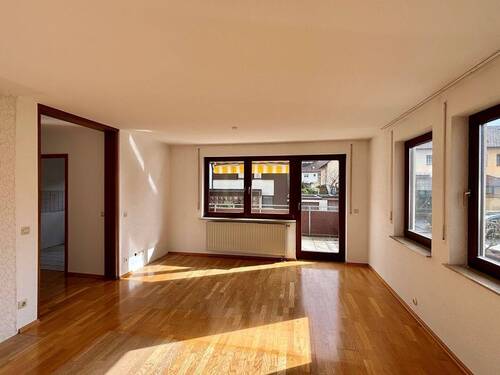 Wohnen/Essen - 3 Zimmer Etagenwohnung zum Kaufen in Welzheim